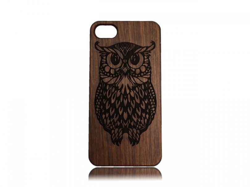 Wood Case - Owl Design - iPhone 8 / iPhone 7 1