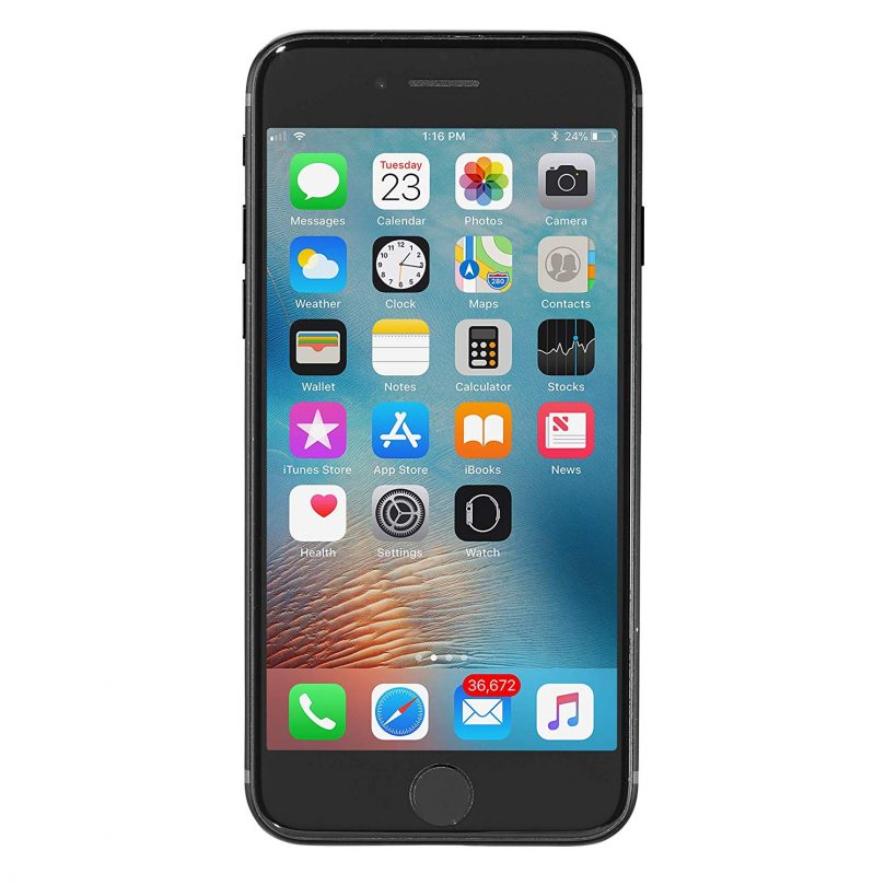 iPhone 7 - 128GB Fully Unlocked - Black (Renewed) 1